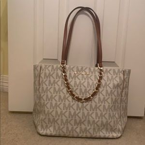 Perfect Condition Michael Kors Tote with Chains